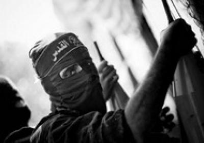 После каждой операции федаинов израильская армия наносила удар по беженцам Газы, что обеспечивало еще большую поддержку и пополнение рядов молодого, но стремительно растущего партизанского движения. Нерассказанная история палестинских «боевиков»