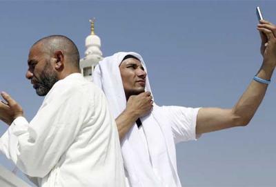 iPhone Islam предлагает сразу несколько приложений для смартфонов, которые могут быть полезными в хадже Хадж в цифровую эпоху
