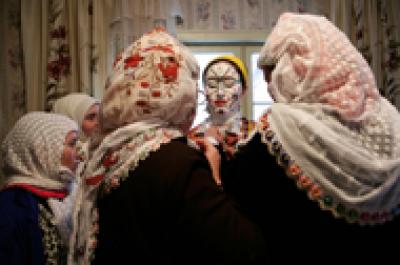 Помаки являются одним из трех мусульманских народов Болгарии Помаки являются одним из трех мусульманских народов Болгарии