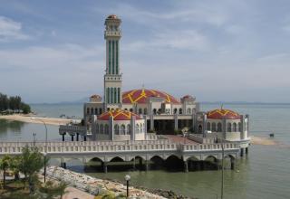 Плавающая мечеть, Пенанг, Малайзия