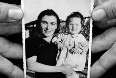 На выставке представлены фотоматериалы и документы, рассказывающие о подвиге семидесяти мусульман, которые, рискуя жизнью, укрывали евреев. Выставка чествует мусульман, спасших евреев во время второй мировой