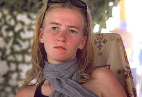 Рэйчел Корри погибла 16 марта 2003 года во время второй интифады Израиль отказался выплатить компенсацию семье Рэйчел Корри