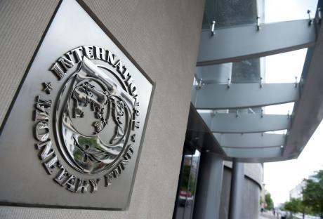 МВФ действует в Палестине как политический советник МВФ способствует эксплуатации палестинцев