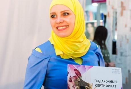 Успех для дизайнера хотя и был желаемым, но все равно оказался неожиданным Первый украинский бренд мусульманской одежды успешно пробивает путь в мир моды