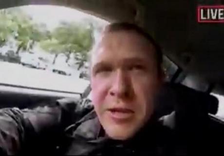Террорист слушал сербские песни, восхваляющие военного преступника Радована Караджича Террорист слушал сербские песни, восхваляющие военного преступника Радована Караджича