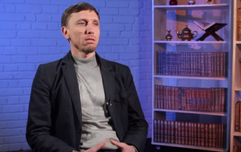 Аяты Корана: Если две группы верующих конфликтуют, примирите их