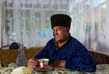 В середине XIX века черкесский народ был безжалостно выдворен царскими войсками с черноморского побережья Западного Кавказа.