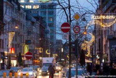 В Германии включили праздничную иллюминацию в честь начала месяца Рамадан